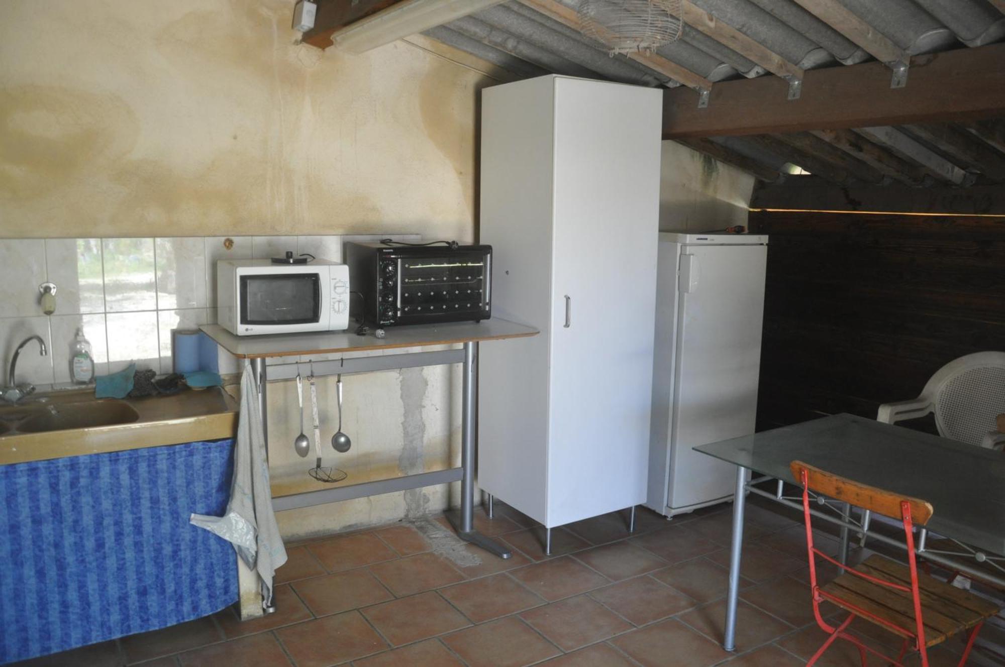 La Ferme De Tonton Jules 2 Hotel Entraigues-sur-la-Sorgue ภายนอก รูปภาพ